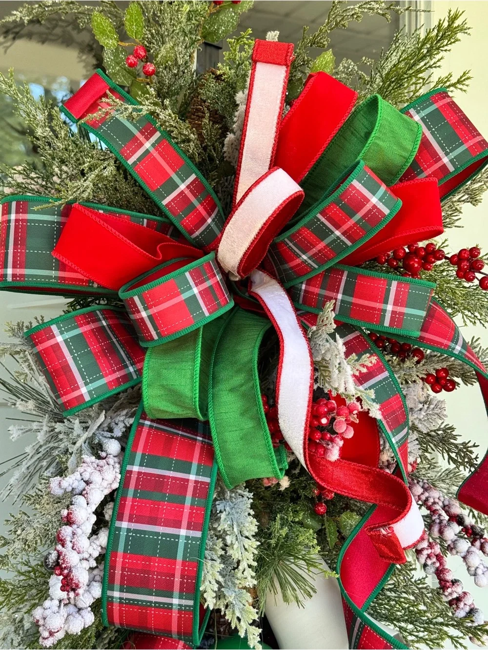 Large Teardrop Christmas Bell Wreath